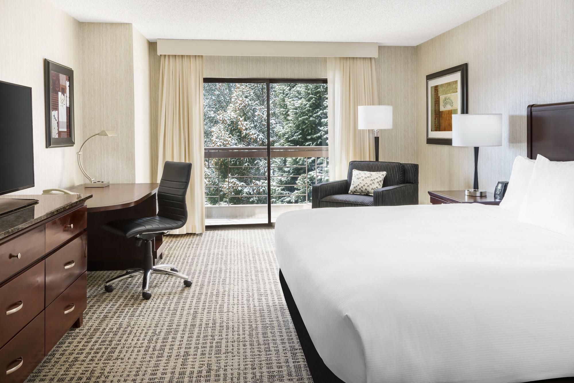 Hotel Doubletree By Hilton Colorado Springs Extérieur photo