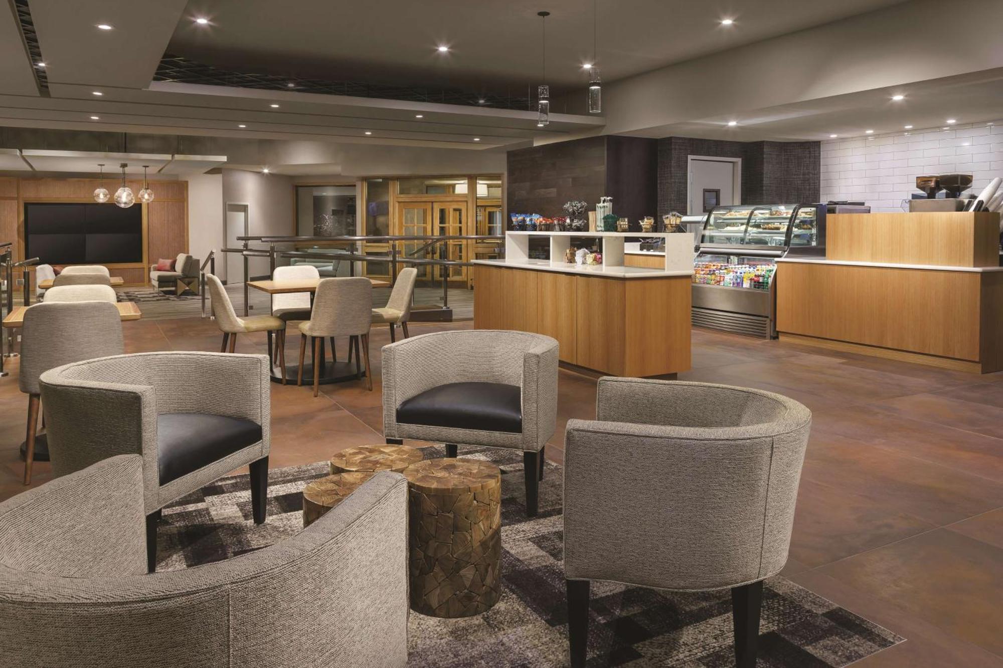 Hotel Doubletree By Hilton Colorado Springs Extérieur photo